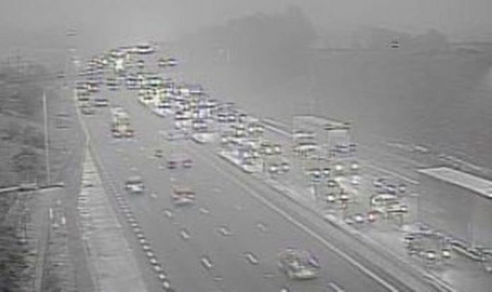  M62 traffic: Heavy delays on motorway after accident at Rochdale |  United Kingdom |  Messages

